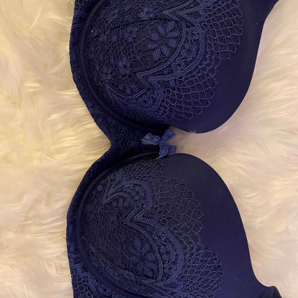 Victoria’s Secret bra